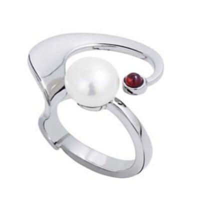 Ancyla gránáttal és gyönggyel díszített ezüst gyűrű